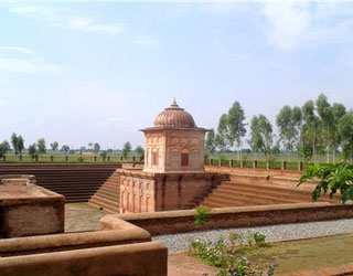 Chandigarh's Pul Kanjri, Wagah Border & Sadda Pind Tour